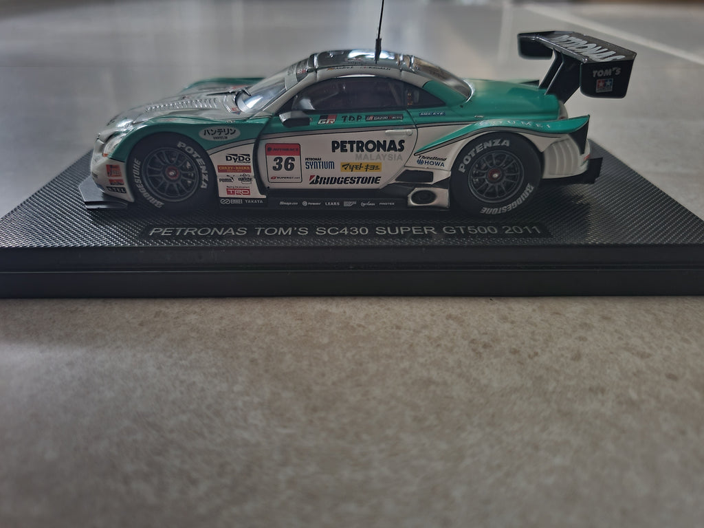 Lexus SC430 1/43 Toms Super gt500 1/43 by Ebbro