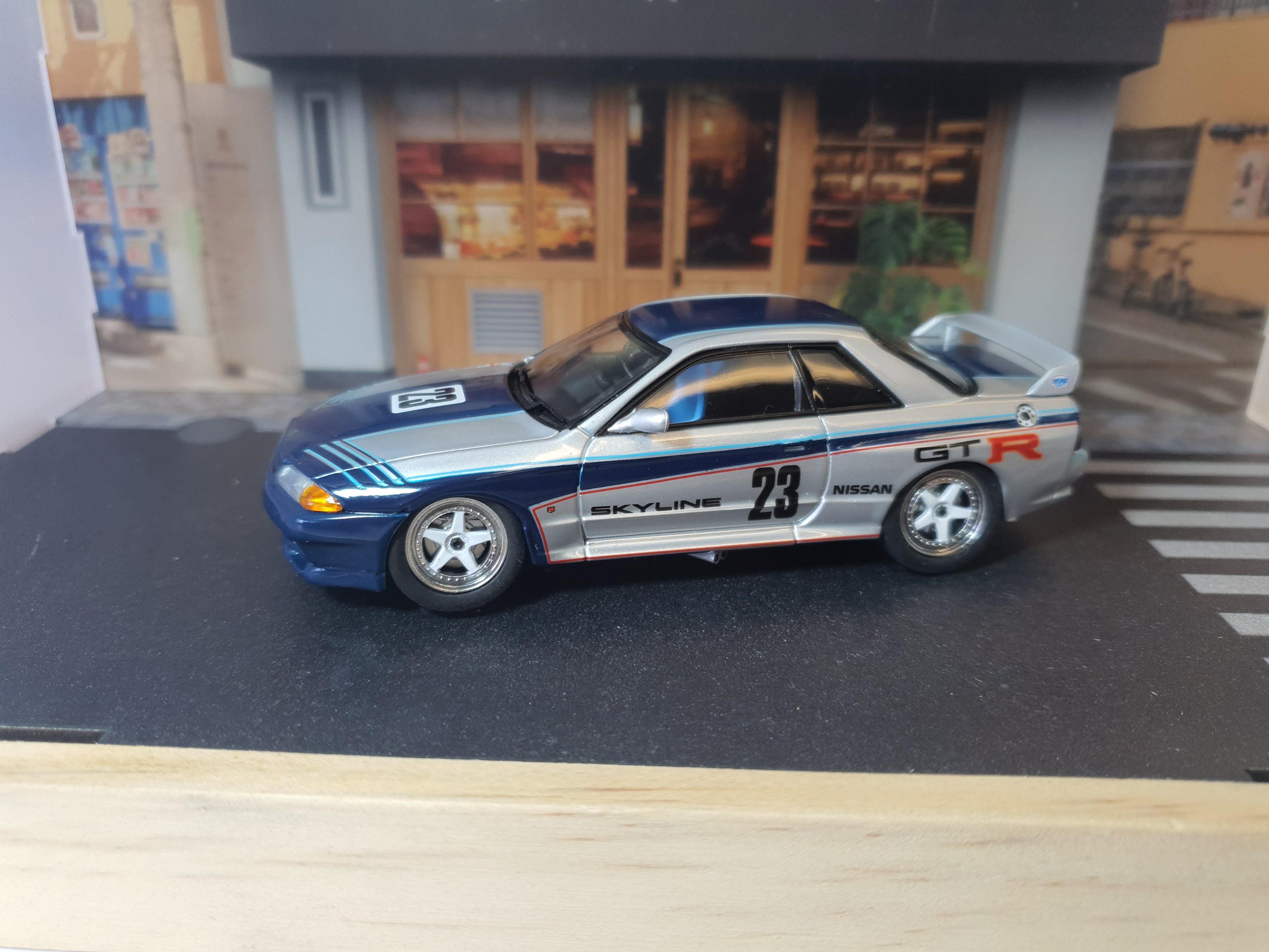 Nissan Skyline GT-r R32 Taisan 1/43 by Ebbro