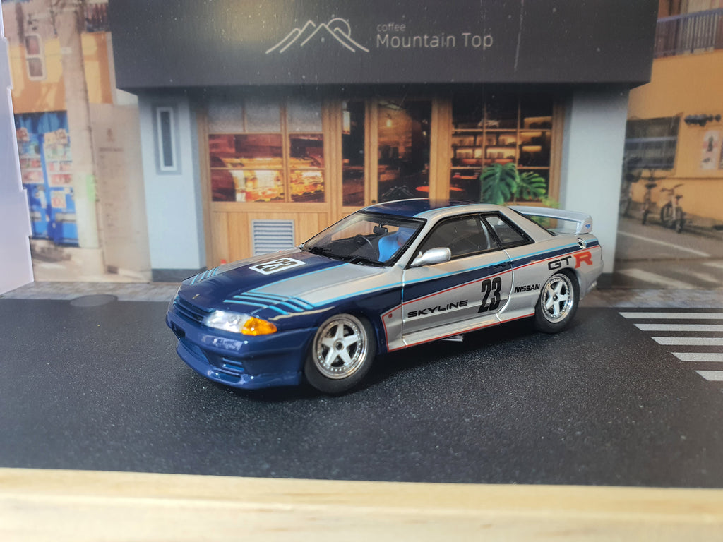 Nissan Skyline GT-r R32 Taisan 1/43 by Ebbro