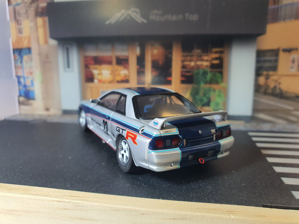Nissan Skyline GT-r R32 Taisan 1/43 by Ebbro