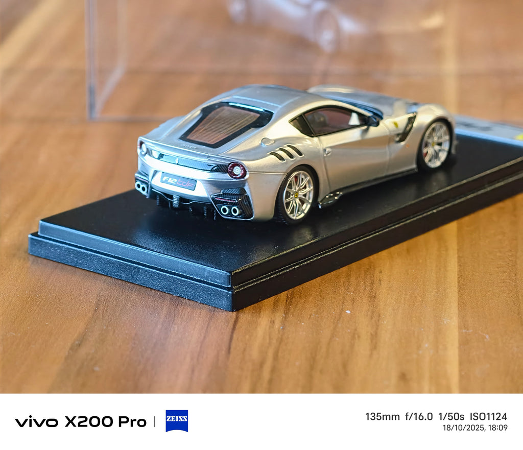 Ferrari Looksmart 1/43
