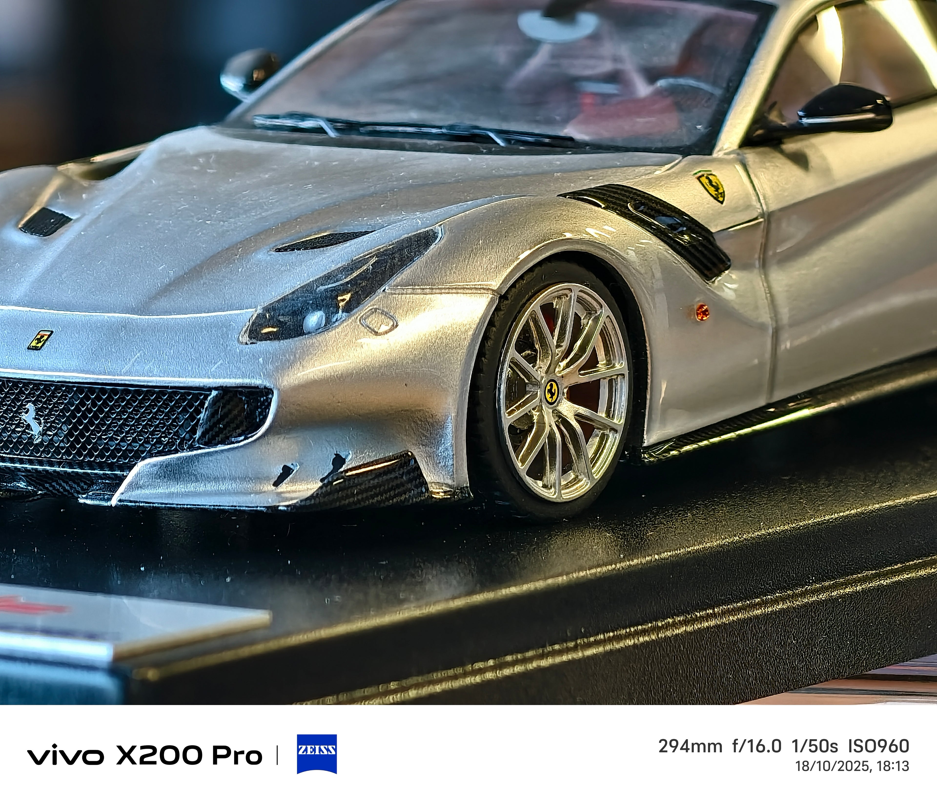 Ferrari Looksmart 1/43