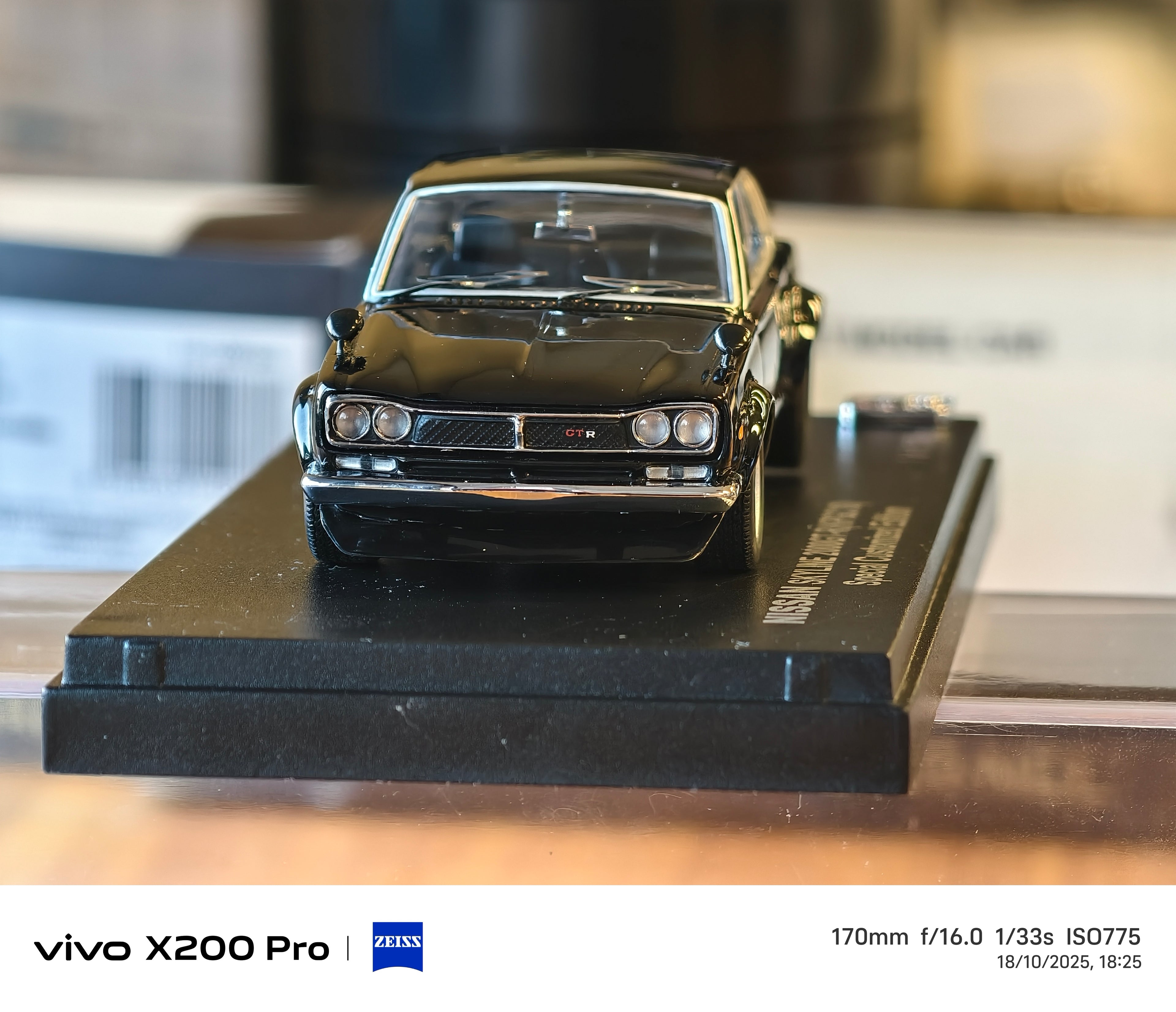 Nissan Skyline 2000GT-R (KPGC10) special customised edition Kyosho Carnel