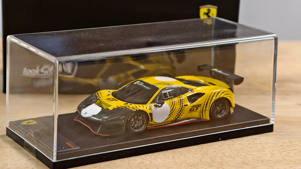 Ferrari 488 GT by Looksmart 1/43