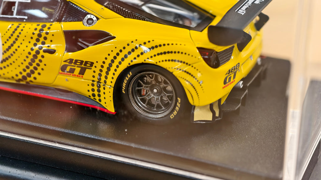 Ferrari 488 GT by Looksmart 1/43