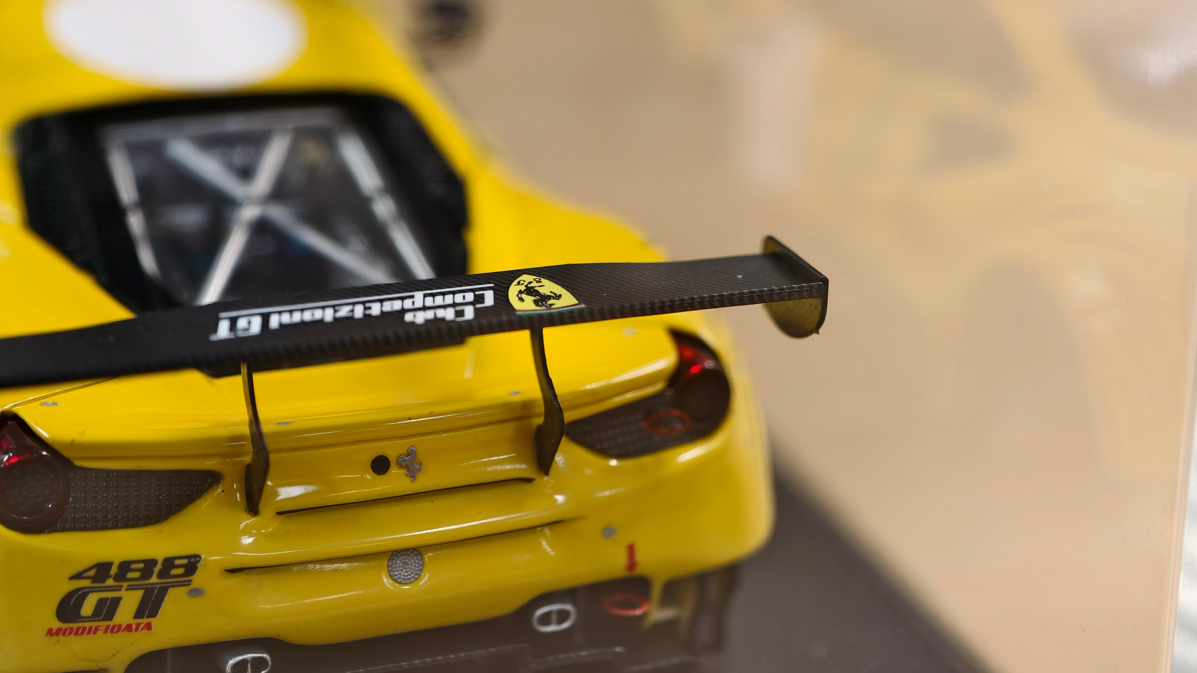 Ferrari 488 GT by Looksmart 1/43