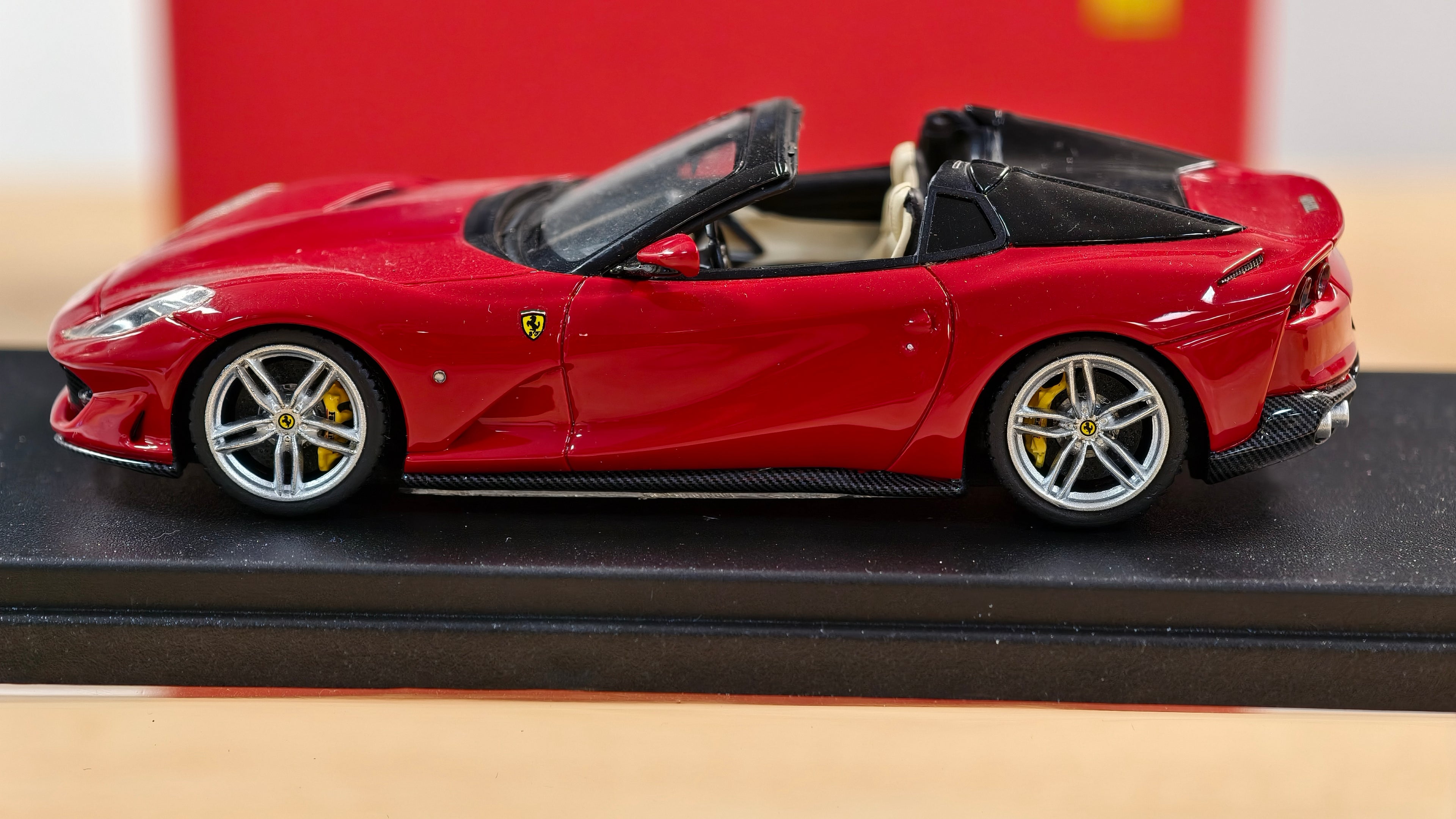 Ferrari 812 GTS by Looksmart 1/43