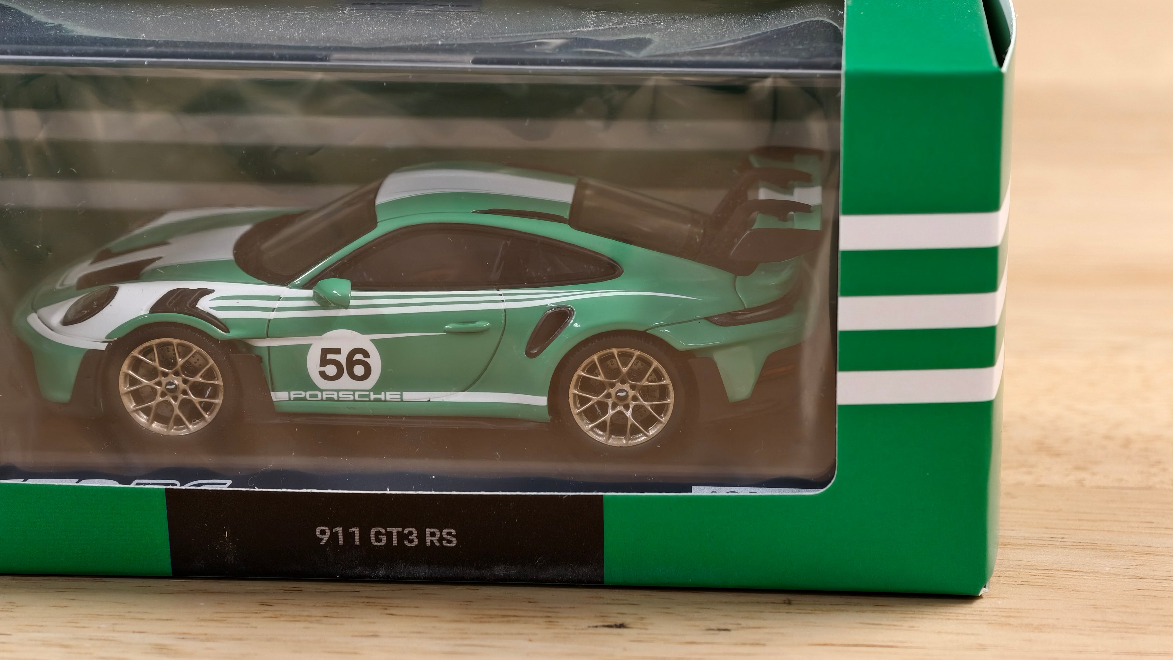 Porsche 911 gt3 rs by Minichamps 1/43 scale