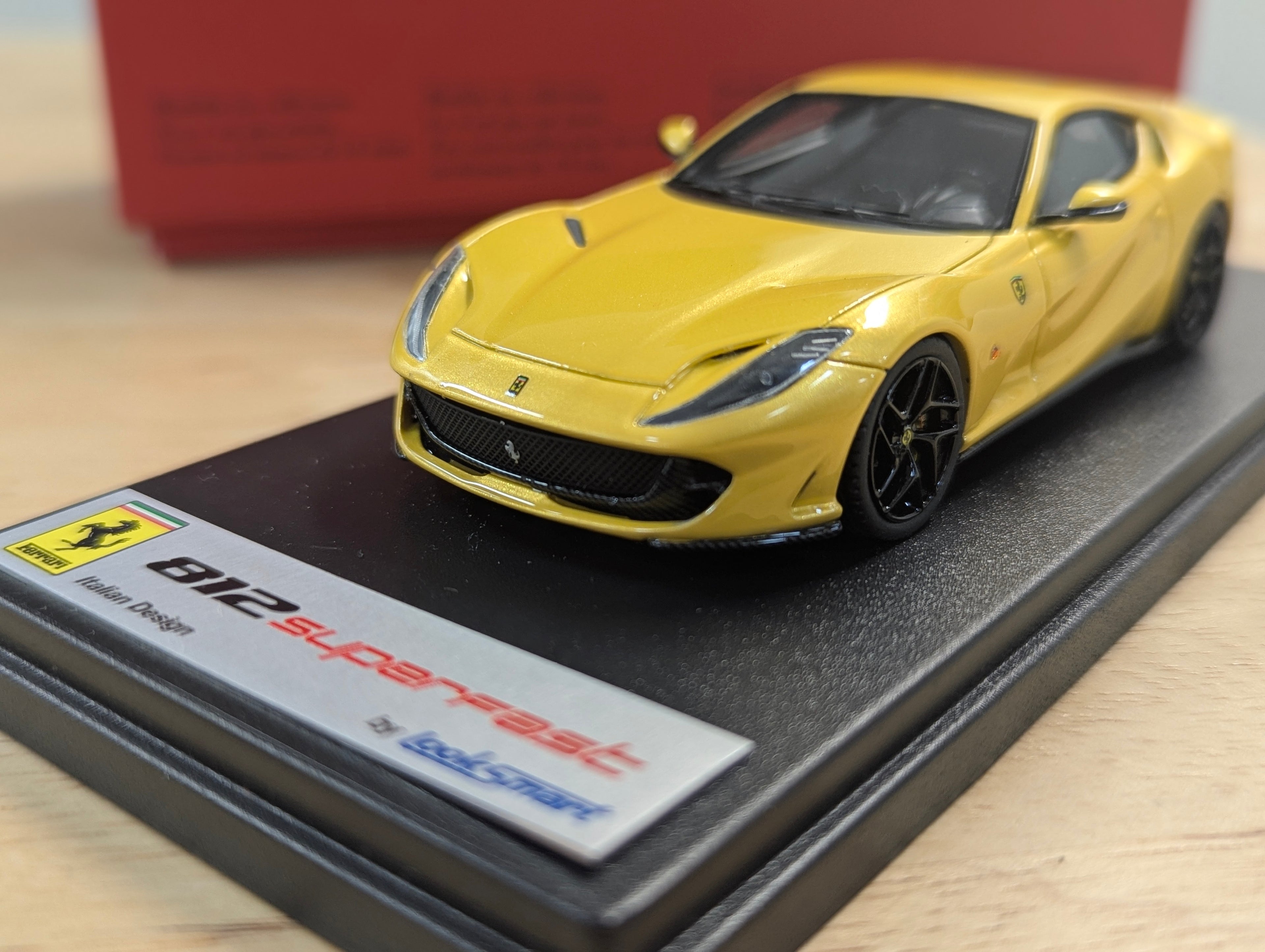 Looksmart 1/43 Scale Ferrari Superfast