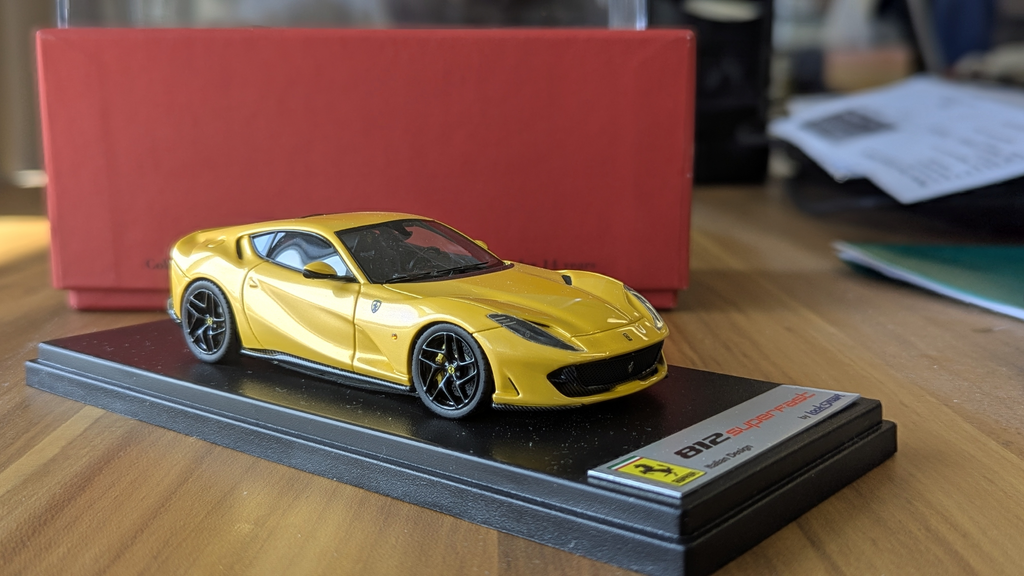 Looksmart 1/43 Scale Ferrari Superfast