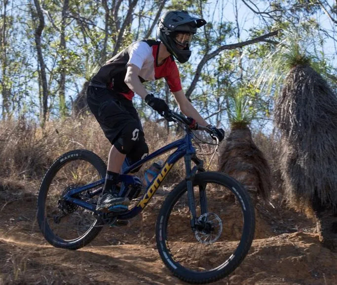 Premium MTB Shirt – Chili Red & Black